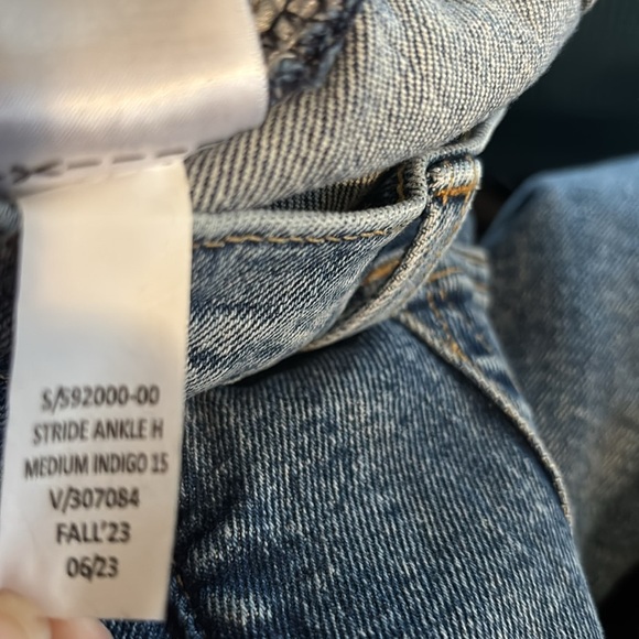 Gap High Rise Stride Wide-Leg Ankle Jeans Sz 30/10P Medium Indigo Wash Cotton - Picture 8 of 8